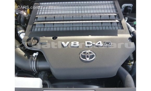 Buy Import Toyota Land Cruiser Brown Car in Import - Dubai in Baa Buy Import Toyota Land Cruiser Brown Car in Import - Dubai in Baa