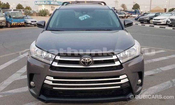 Buy Import Toyota Highlander Other Car in Import - Dubai in Baa Buy Import Toyota Highlander Other Car in Import - Dubai in Baa
