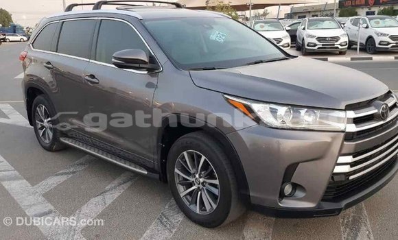 Buy Import Toyota Highlander Other Car in Import - Dubai in Baa Buy Import Toyota Highlander Other Car in Import - Dubai in Baa