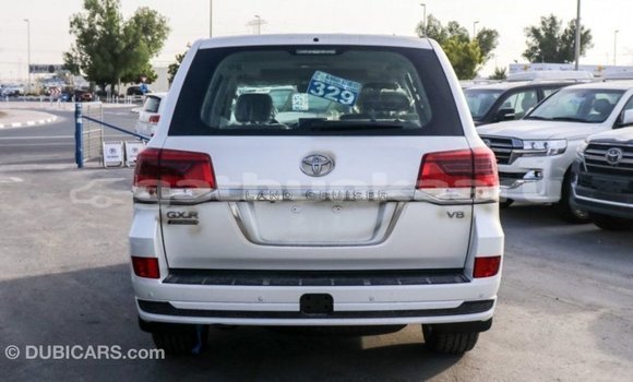 Buy Import Toyota Land Cruiser White Car in Import - Dubai in Baa Buy Import Toyota Land Cruiser White Car in Import - Dubai in Baa