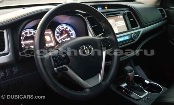 Buy Import Toyota Highlander Other Car in Import - Dubai in Baa Buy Import Toyota Highlander Other Car in Import - Dubai in Baa