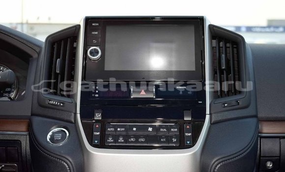 Buy Import Toyota Land Cruiser White Car in Import - Dubai in Baa Buy Import Toyota Land Cruiser White Car in Import - Dubai in Baa