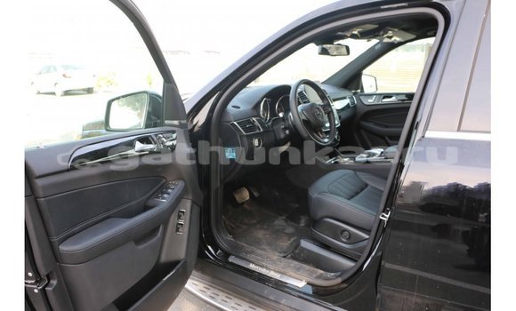 Buy Import Mercedes-Benz 190 Black Car in Import - Dubai in Baa Buy Import Mercedes-Benz 190 Black Car in Import - Dubai in Baa
