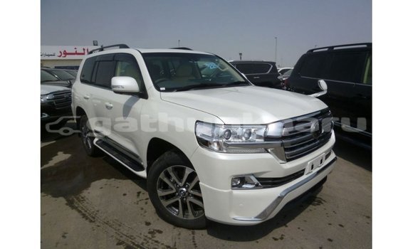 Buy Import Toyota Land Cruiser White Car in Import - Dubai in Baa Buy Import Toyota Land Cruiser White Car in Import - Dubai in Baa