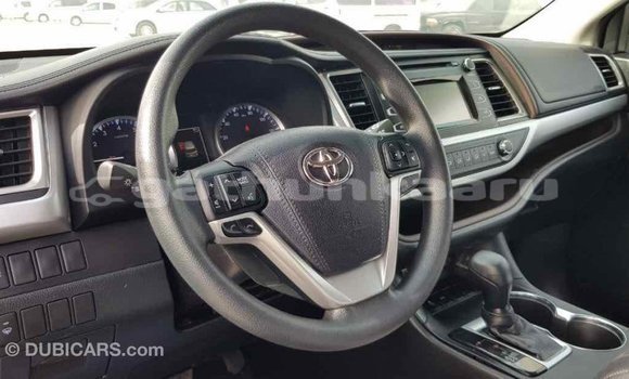 Buy Import Toyota Highlander Brown Car in Import - Dubai in Baa Buy Import Toyota Highlander Brown Car in Import - Dubai in Baa