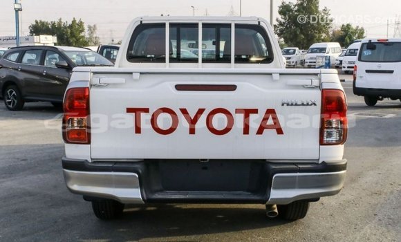 Buy Import Toyota Hilux White Car in Import - Dubai in Baa Buy Import Toyota Hilux White Car in Import - Dubai in Baa