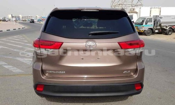 Buy Import Toyota Highlander Brown Car in Import - Dubai in Baa Buy Import Toyota Highlander Brown Car in Import - Dubai in Baa