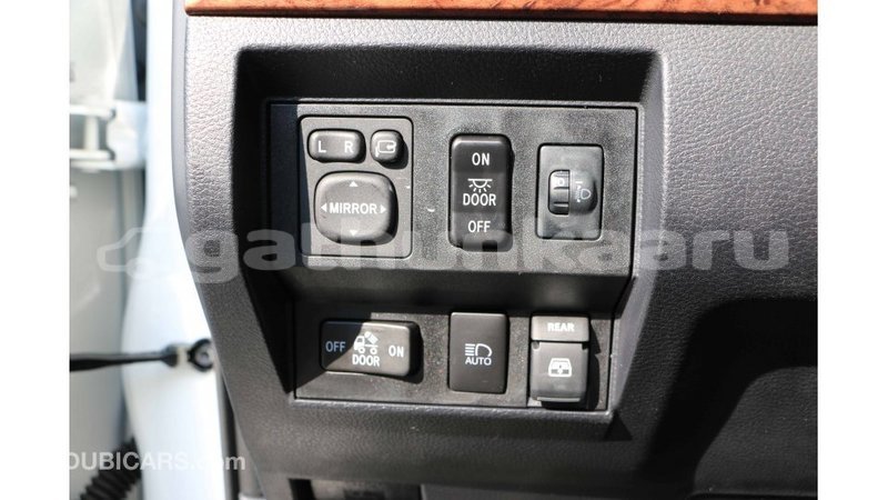 Big with watermark toyota tundra baa import dubai 2237