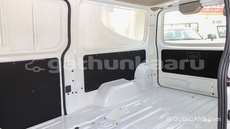 Big with watermark nissan urvan baa import dubai 2240