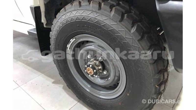 Big with watermark toyota land cruiser baa import dubai 2241