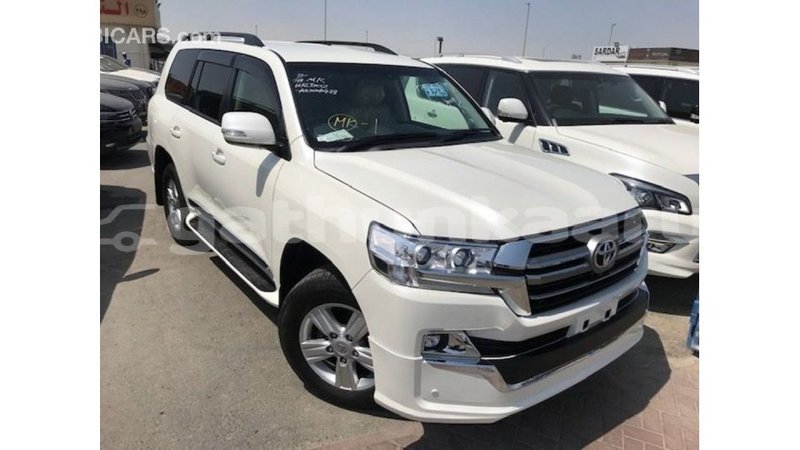 Big with watermark toyota land cruiser baa import dubai 2243