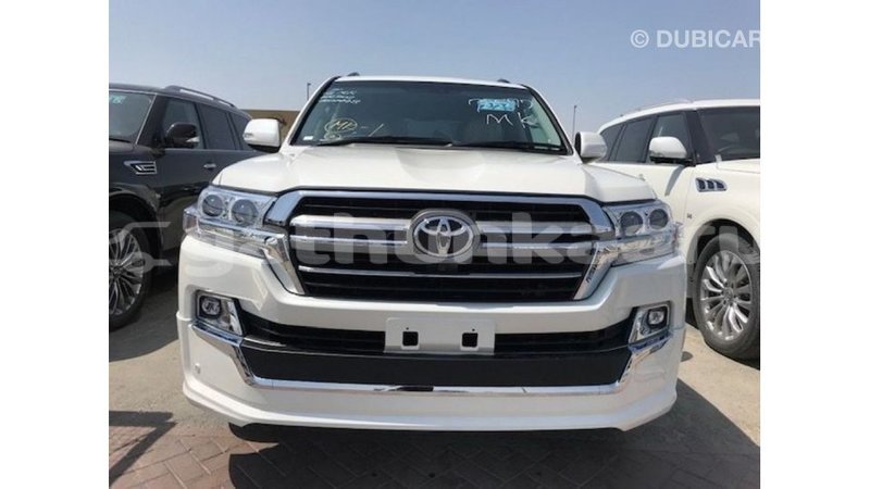 Big with watermark toyota land cruiser baa import dubai 2243