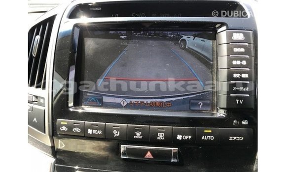 Buy Import Toyota Land Cruiser White Car in Import - Dubai in Baa Buy Import Toyota Land Cruiser White Car in Import - Dubai in Baa