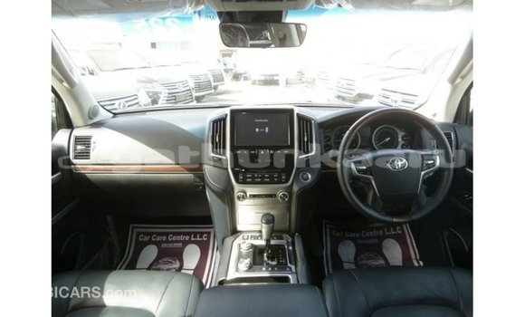 Buy Import Toyota Land Cruiser Other Car in Import - Dubai in Baa Buy Import Toyota Land Cruiser Other Car in Import - Dubai in Baa