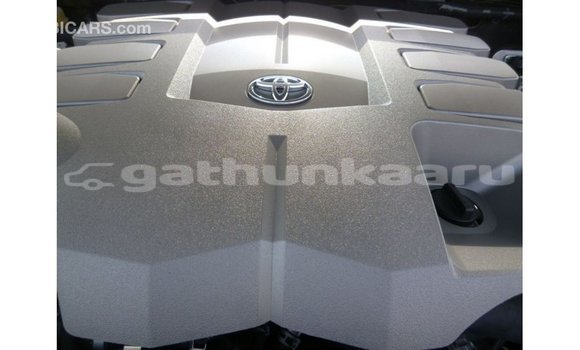 Buy Import Toyota Land Cruiser Black Car in Import - Dubai in Baa Buy Import Toyota Land Cruiser Black Car in Import - Dubai in Baa