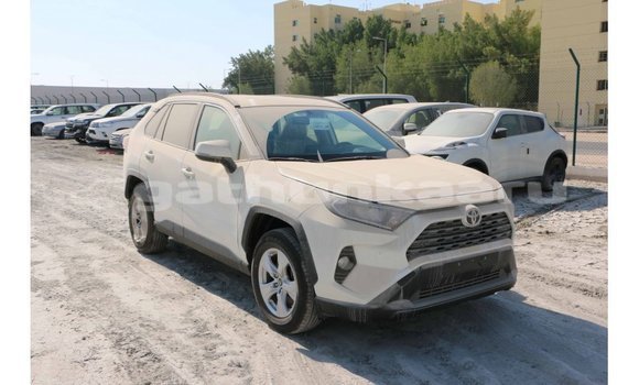 Buy Import Toyota 4Runner White Car in Import - Dubai in Baa Buy Import Toyota 4Runner White Car in Import - Dubai in Baa