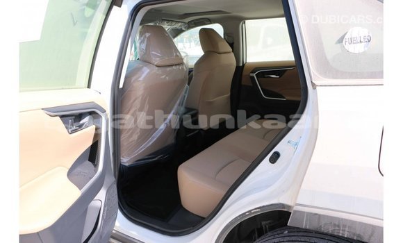 Buy Import Toyota 4Runner White Car in Import - Dubai in Baa Buy Import Toyota 4Runner White Car in Import - Dubai in Baa