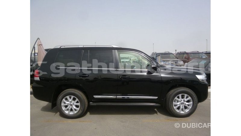 Big with watermark toyota land cruiser baa import dubai 2258