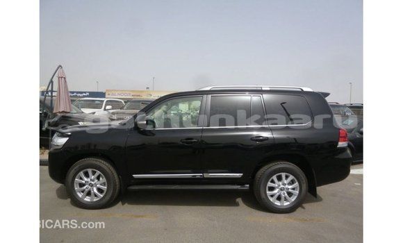 Buy Import Toyota Land Cruiser Black Car in Import - Dubai in Baa Buy Import Toyota Land Cruiser Black Car in Import - Dubai in Baa