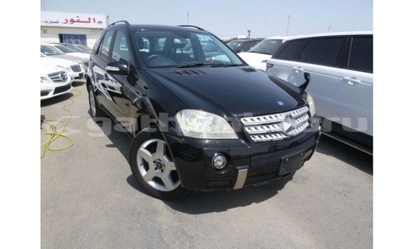Buy Import Mercedes-Benz 190 Black Car in Import - Dubai in Baa Buy Import Mercedes-Benz 190 Black Car in Import - Dubai in Baa