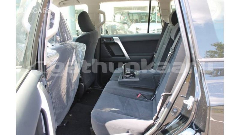 Big with watermark toyota prado baa import dubai 2266