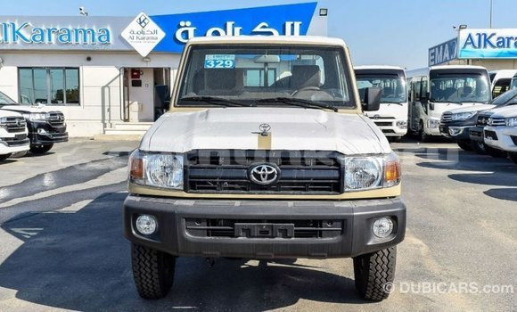 Buy Import Toyota Land Cruiser Beige Car in Import - Dubai in Baa Buy Import Toyota Land Cruiser Beige Car in Import - Dubai in Baa