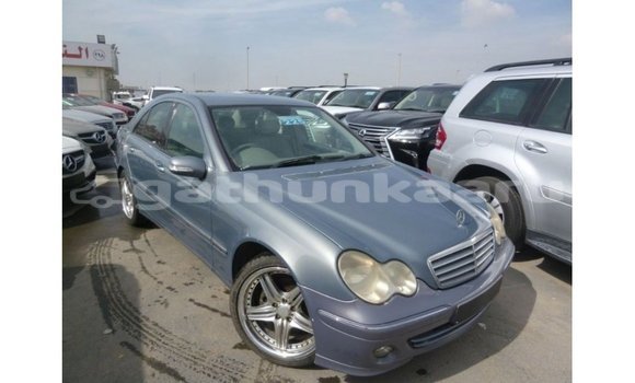 Buy Import Mercedes-Benz 190 Blue Car in Import - Dubai in Baa Buy Import Mercedes-Benz 190 Blue Car in Import - Dubai in Baa