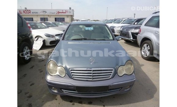 Buy Import Mercedes-Benz 190 Blue Car in Import - Dubai in Baa Buy Import Mercedes-Benz 190 Blue Car in Import - Dubai in Baa