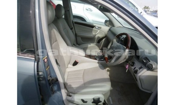 Buy Import Mercedes-Benz 190 Blue Car in Import - Dubai in Baa Buy Import Mercedes-Benz 190 Blue Car in Import - Dubai in Baa