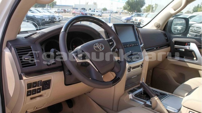 Big with watermark toyota land cruiser baa import dubai 2275