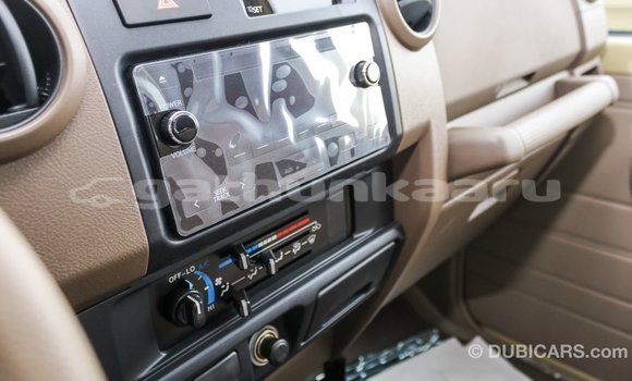 Buy Import Toyota Land Cruiser Beige Car in Import - Dubai in Baa Buy Import Toyota Land Cruiser Beige Car in Import - Dubai in Baa