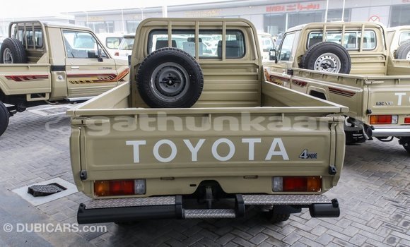 Buy Import Toyota Land Cruiser Beige Car in Import - Dubai in Baa Buy Import Toyota Land Cruiser Beige Car in Import - Dubai in Baa