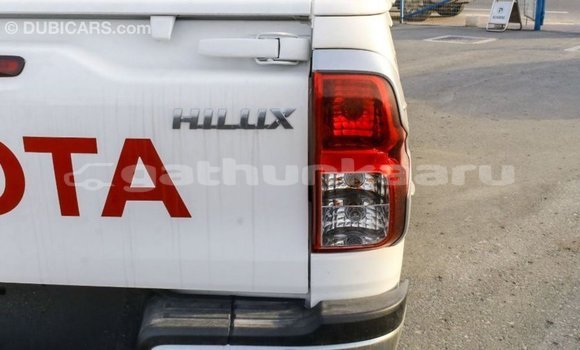 Buy Import Toyota Hilux White Car in Import - Dubai in Baa Buy Import Toyota Hilux White Car in Import - Dubai in Baa