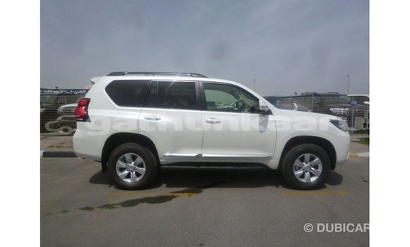 Buy Import Toyota Prado White Car in Import - Dubai in Baa Buy Import Toyota Prado White Car in Import - Dubai in Baa
