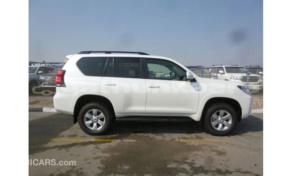 Buy Import Toyota Prado White Car in Import - Dubai in Baa Buy Import Toyota Prado White Car in Import - Dubai in Baa