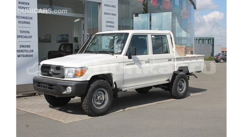 Big with watermark toyota land cruiser baa import dubai 2297
