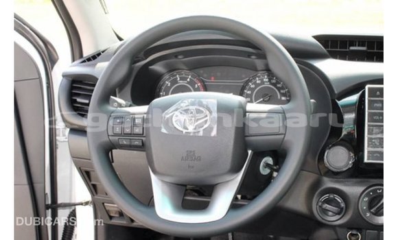 Buy Import Toyota Hilux White Car in Import - Dubai in Baa Buy Import Toyota Hilux White Car in Import - Dubai in Baa