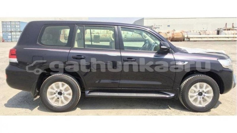 Big with watermark toyota land cruiser baa import dubai 2299
