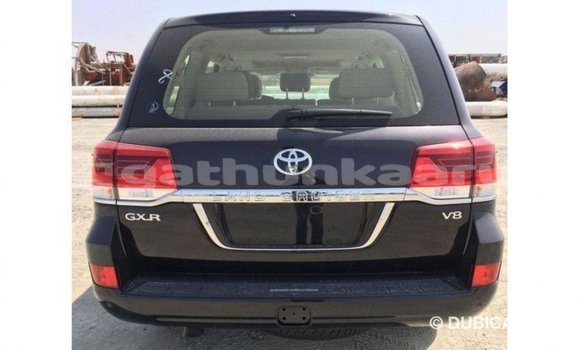 Buy Import Toyota Land Cruiser Black Car in Import - Dubai in Baa Buy Import Toyota Land Cruiser Black Car in Import - Dubai in Baa