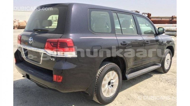 Big with watermark toyota land cruiser baa import dubai 2299