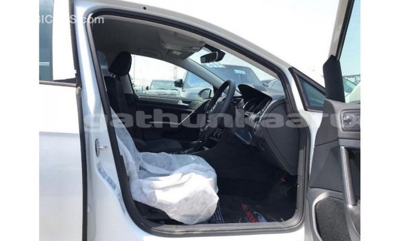 Buy Import Volkswagen Golf White Car in Import - Dubai in Baa Buy Import Volkswagen Golf White Car in Import - Dubai in Baa