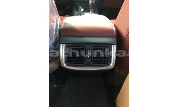 Buy Import Toyota Hilux White Car in Import - Dubai in Baa Buy Import Toyota Hilux White Car in Import - Dubai in Baa