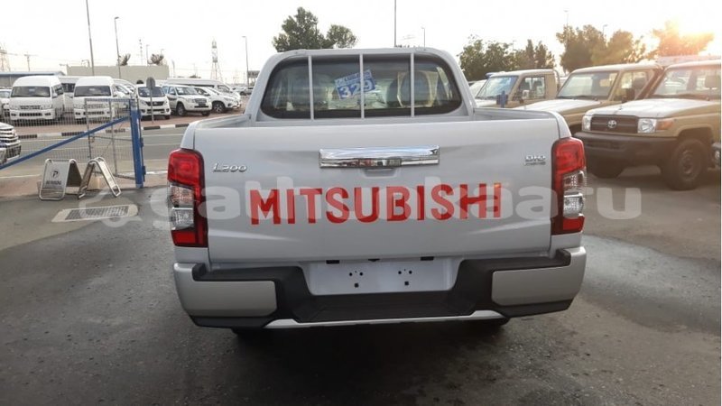 Big with watermark mitsubishi l200 baa import dubai 2303