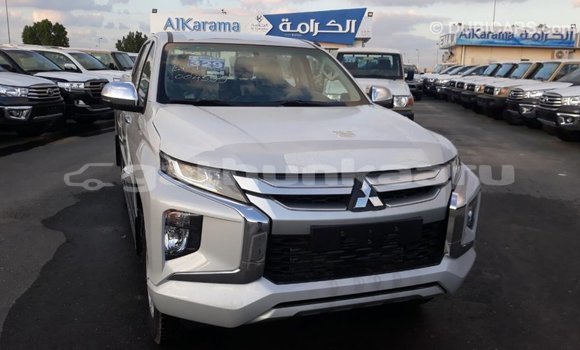 Buy Import Mitsubishi L200 White Car in Import - Dubai in Baa Buy Import Mitsubishi L200 White Car in Import - Dubai in Baa