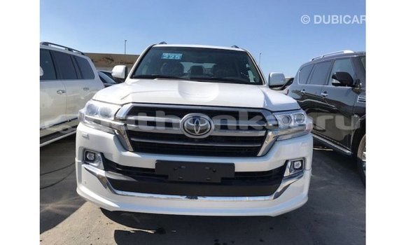 Buy Import Toyota Land Cruiser White Car in Import - Dubai in Baa Buy Import Toyota Land Cruiser White Car in Import - Dubai in Baa