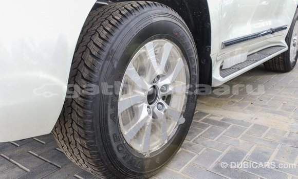 Buy Import Toyota Land Cruiser White Car in Import - Dubai in Baa Buy Import Toyota Land Cruiser White Car in Import - Dubai in Baa