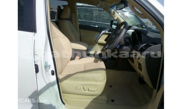 Buy Import Toyota Prado White Car in Import - Dubai in Baa Buy Import Toyota Prado White Car in Import - Dubai in Baa