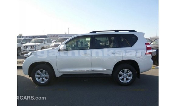 Buy Import Toyota Prado White Car in Import - Dubai in Baa Buy Import Toyota Prado White Car in Import - Dubai in Baa
