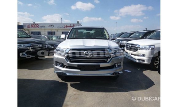 Buy Import Toyota Land Cruiser Other Car in Import - Dubai in Baa Buy Import Toyota Land Cruiser Other Car in Import - Dubai in Baa