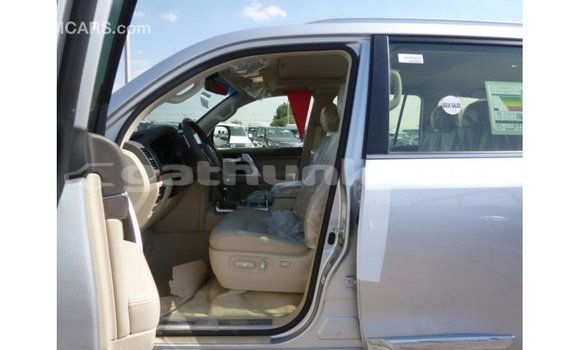 Buy Import Toyota Land Cruiser Other Car in Import - Dubai in Baa Buy Import Toyota Land Cruiser Other Car in Import - Dubai in Baa